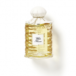 Les Royales Exclusives White Flowers