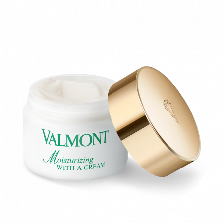 MOISTURIZING WITH A CREAM 50 ML