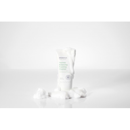 TEA TREE BALANCING FOAMING CLEANSER 180