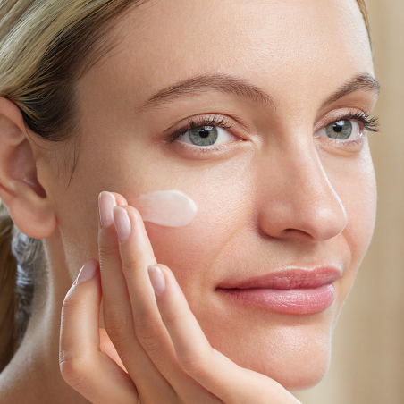 Absolute Silk Illuminative Cream