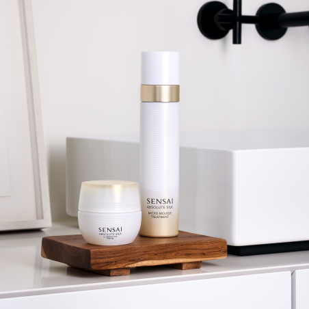 Absolute Silk Illuminative Cream