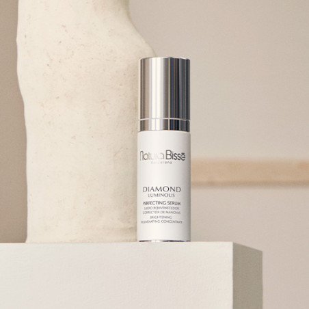 DIAMOND LUMINOUS PERFECTING SERUM