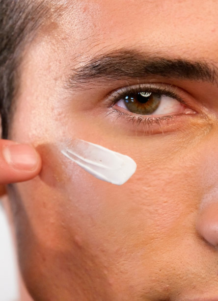 contorn d'ulls per a home