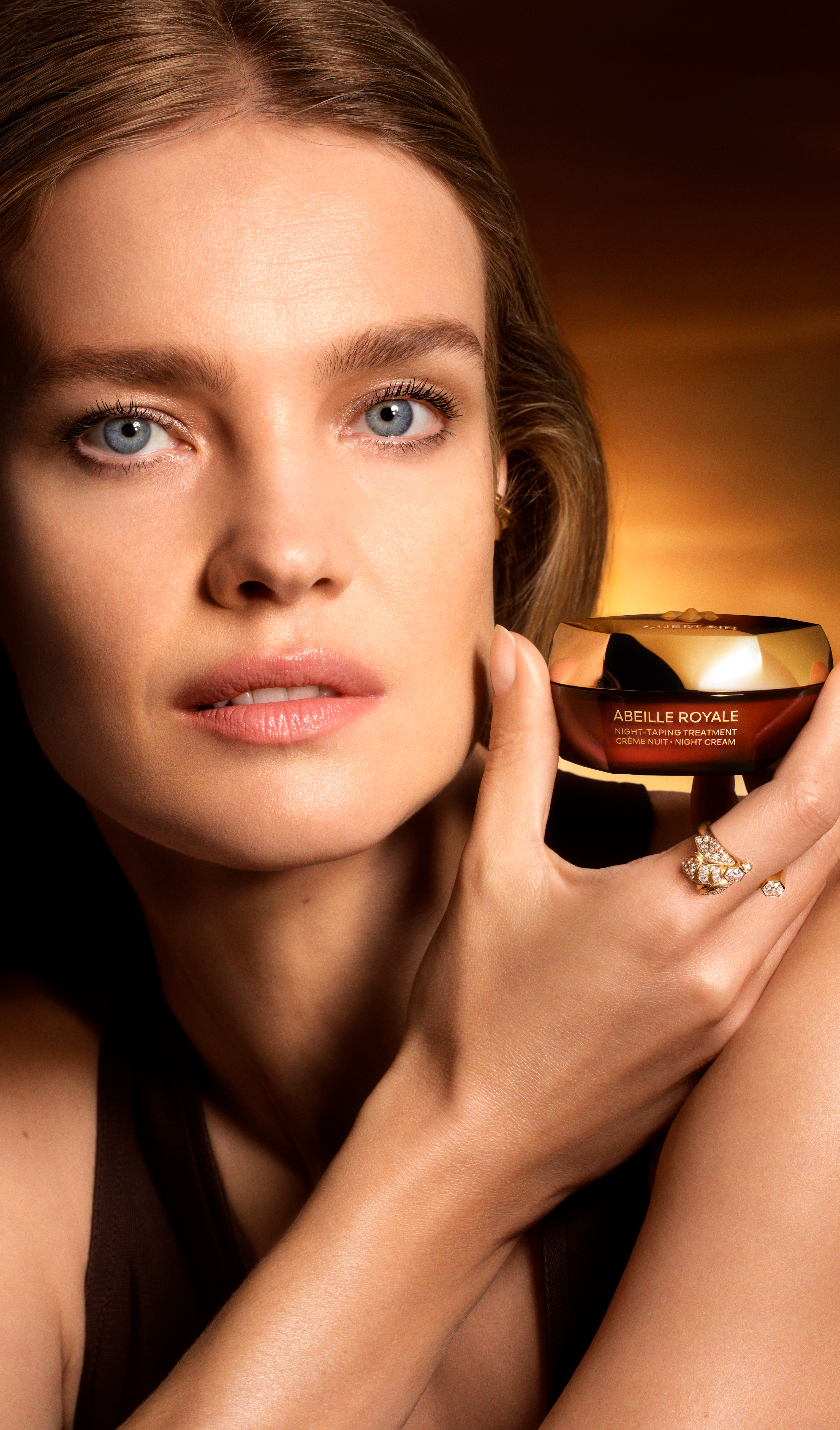 Abeille Royale Night taping treatment Guerlain